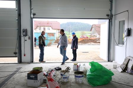 GRADBIŠČE CENTRA ZAŠČITE IN REŠEVANJA RAKEK 03 FOTO LJUBO VUKELIČ